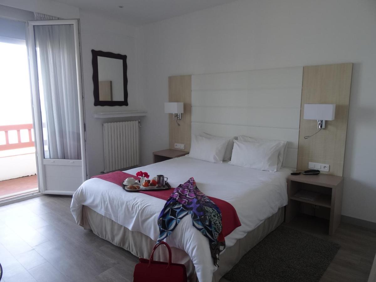 Hotel Uhainak Hendaye Exterior photo