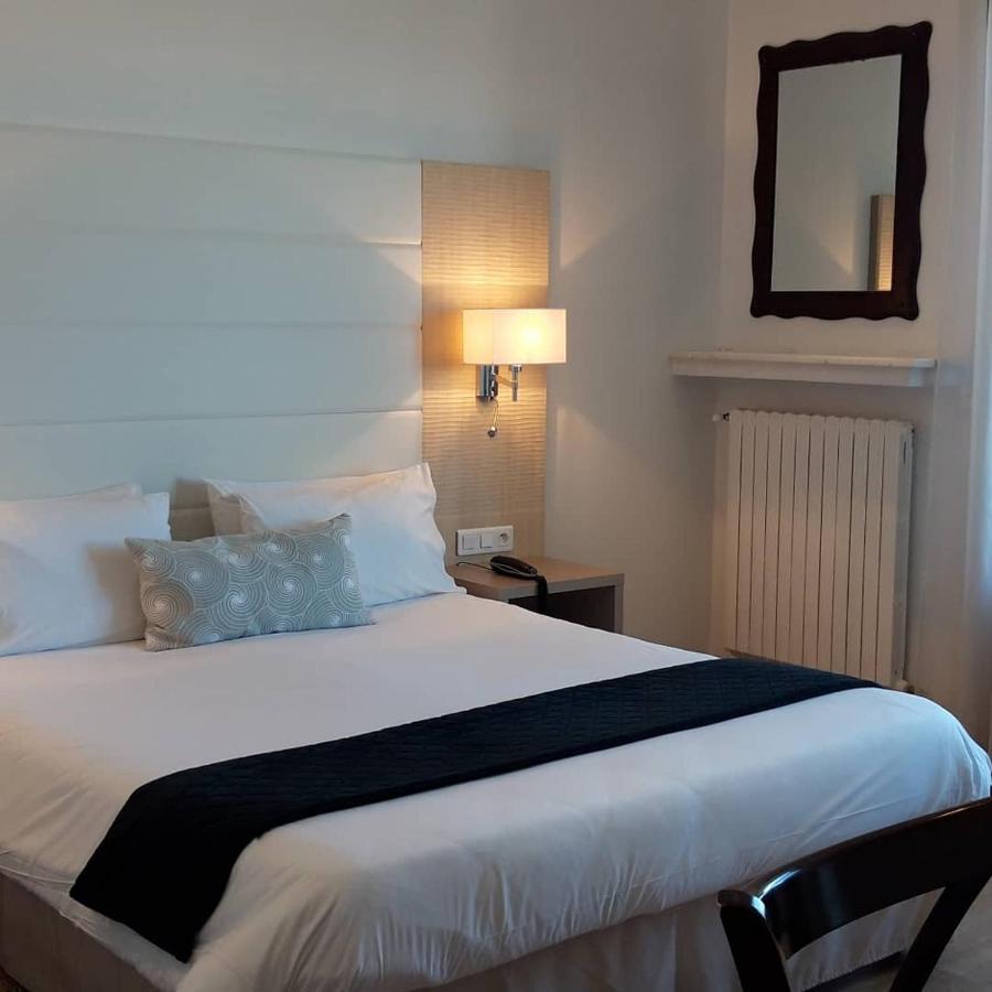 Hotel Uhainak Hendaye Exterior photo