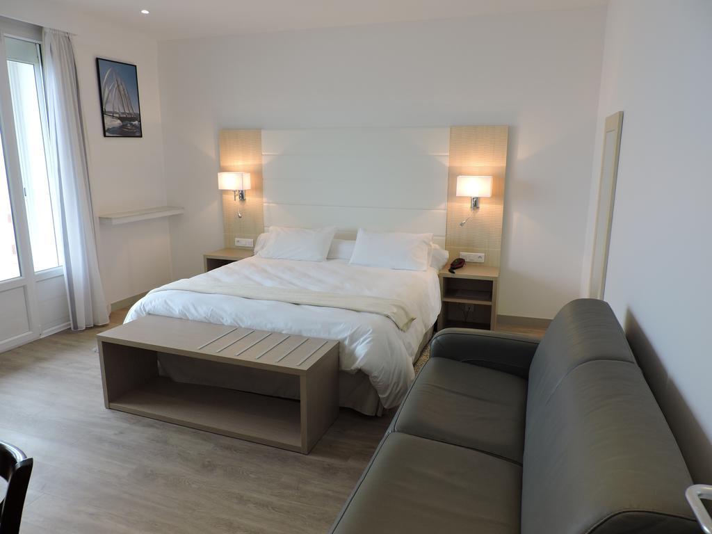 Hotel Uhainak Hendaye Room photo