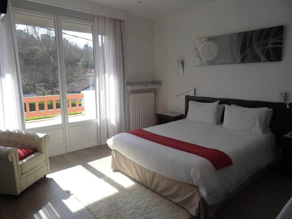 Hotel Uhainak Hendaye Exterior photo
