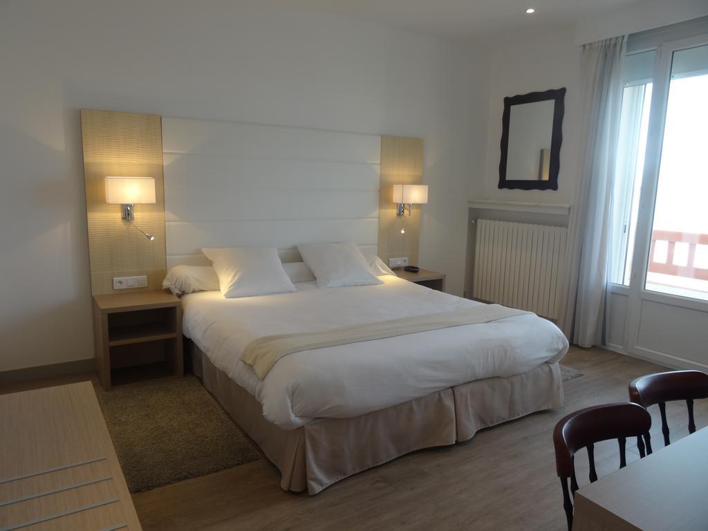 Hotel Uhainak Hendaye Exterior photo